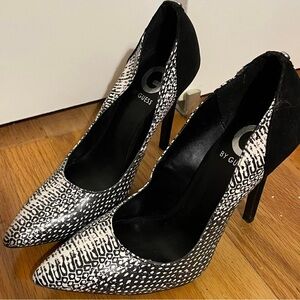 G by Guess Heels Size 7